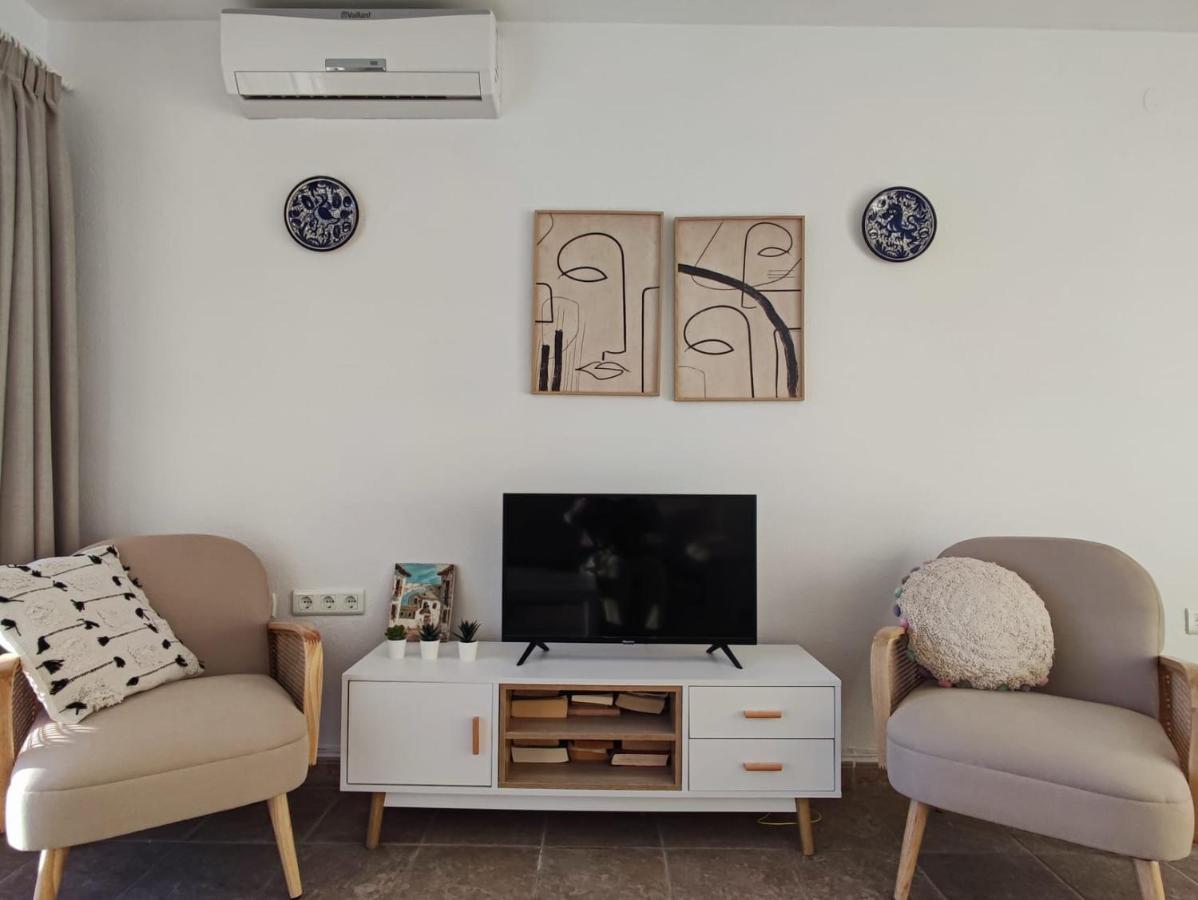 Acapulco Playa 26 Menyber Appartement Nerja Buitenkant foto